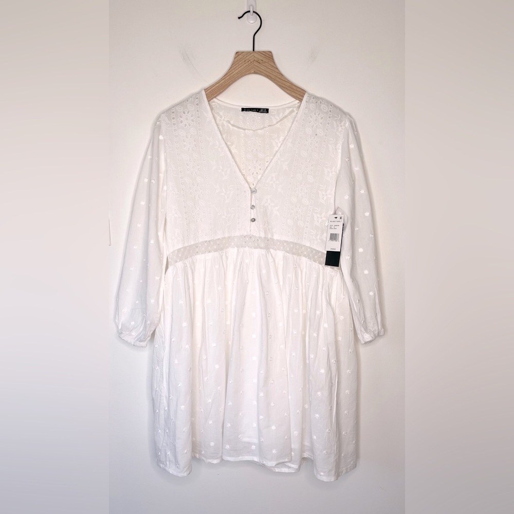 Black Tape_ White Eyelet Mini Dress - Picture 6 of 12